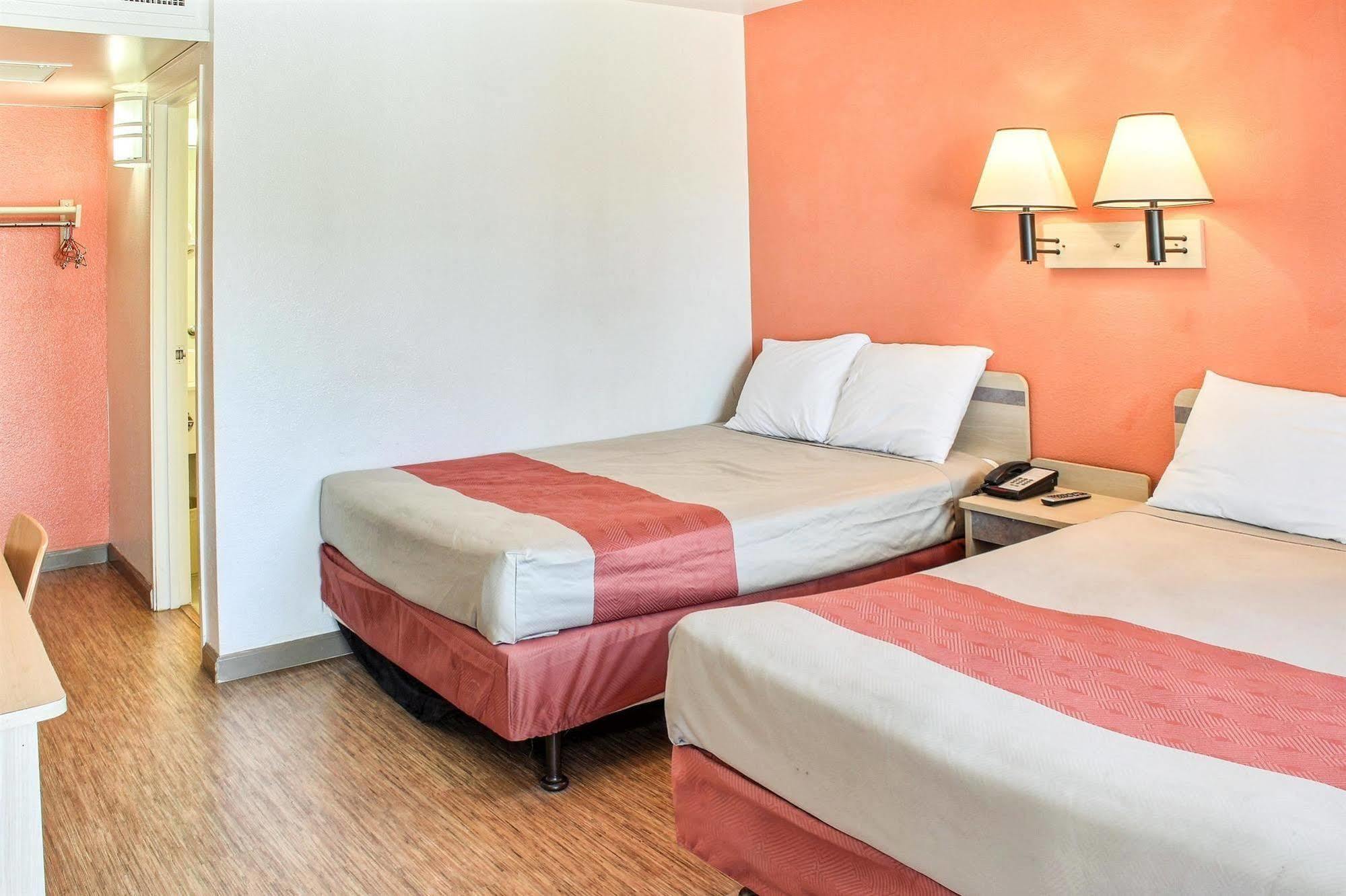 Motel 6-King City, Ca المظهر الخارجي الصورة