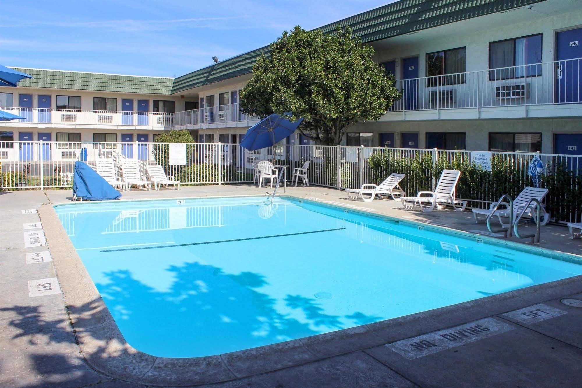 Motel 6-King City, Ca المظهر الخارجي الصورة